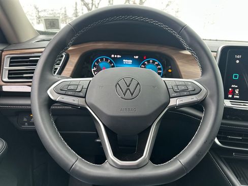 New 2026 Volkswagen Atlas SE image 7