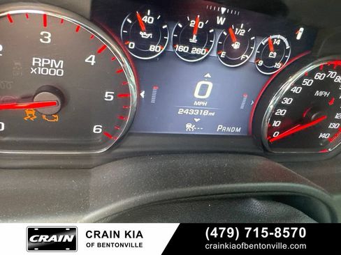 Used 2015 GMC Yukon Denali w/ Premium Package AWD/4WD image 12
