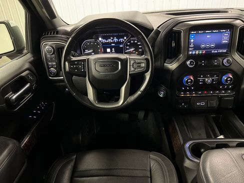 Certified 2020 GMC Sierra 1500 Denali w/ Denali Ultimate Package AWD/4WD image 18