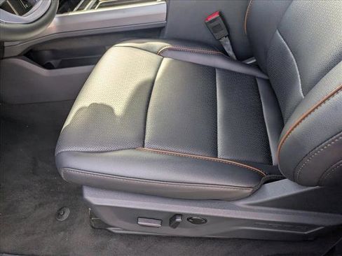 New 2026 Ford F250 Lariat w/ Lariat Ultimate Package image 3