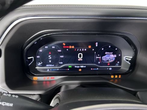 Used 2023 GMC Yukon Denali AWD/4WD image 11