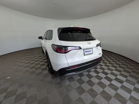 Used 2024 Honda HR-V Sport image 10