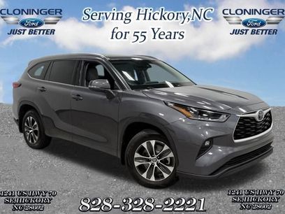 Used 2021 Toyota Highlander XLE