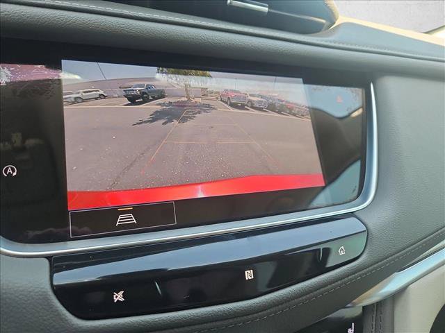 Used 2021 Cadillac XT5 Premium Luxury FWD image 16
