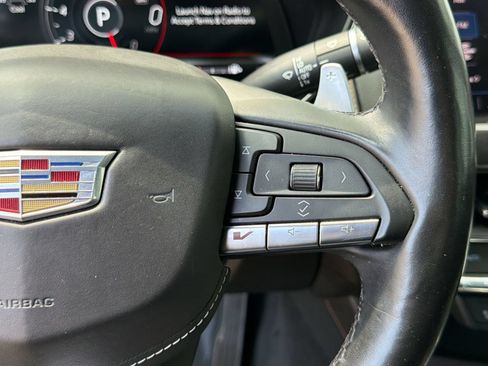 Used 2022 Cadillac CT5 V w/ Premium Package RWD image 17
