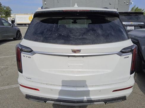 Used 2022 Cadillac XT6 Sport w/ Technology Package AWD/4WD image 23