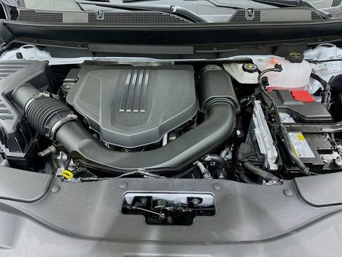 New 2026 GMC Acadia AT4 w/ Luxury Package AWD/4WD image 32