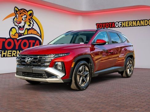 Used 2025 Hyundai Tucson SEL FWD image 1