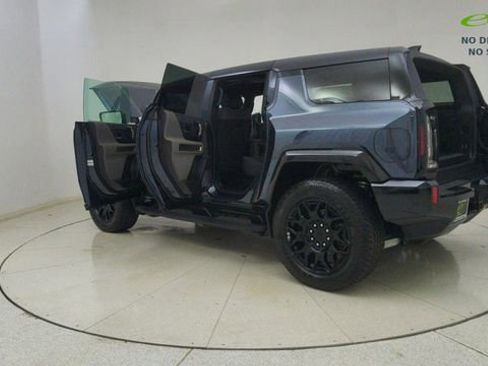 Used 2025 GMC Hummer EV 3X w/ LPO, Illumination Package AWD/4WD image 78