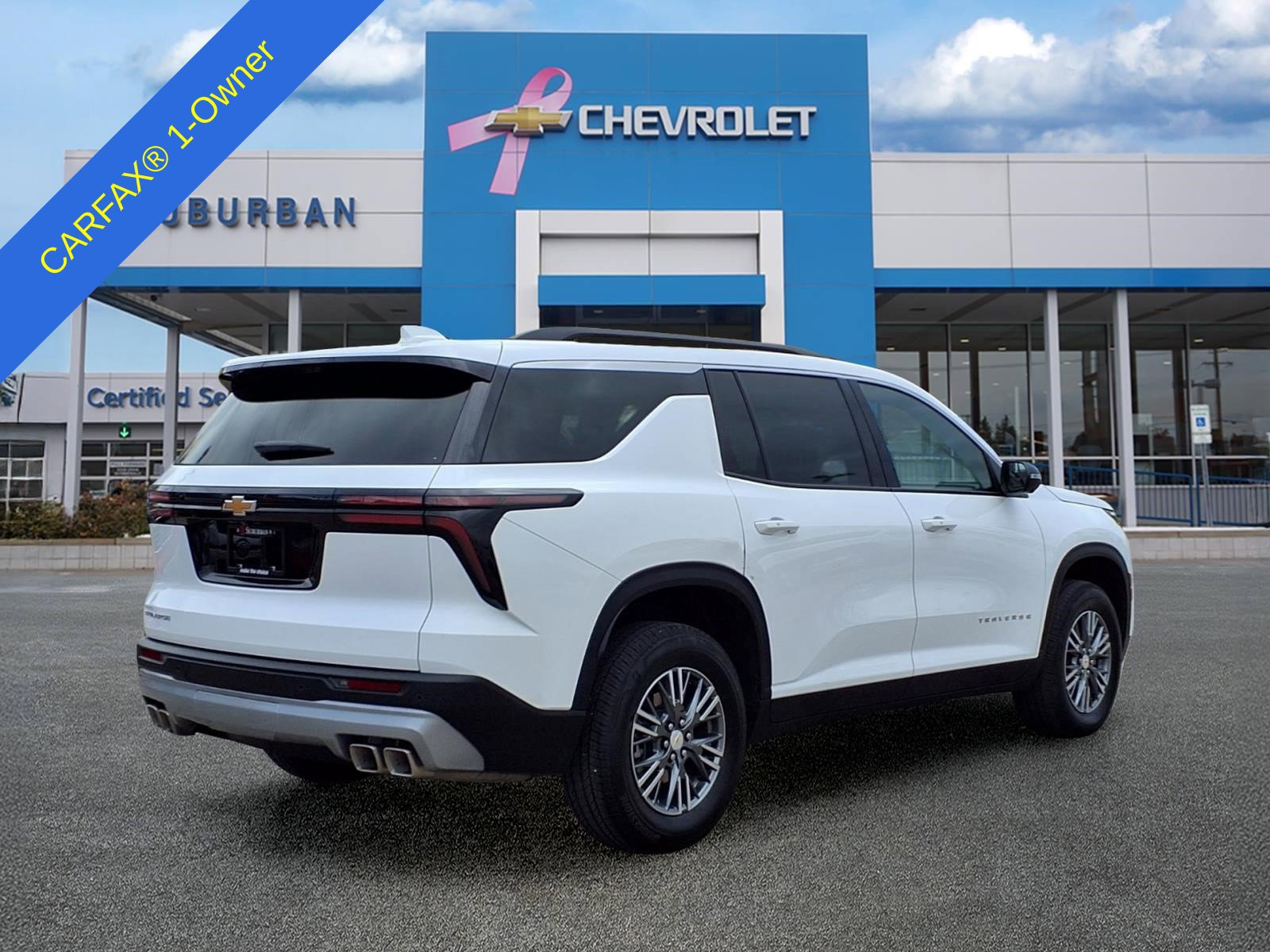 Used 2026 Chevrolet Traverse LT w/ Driver Confidence Package FWD image 6