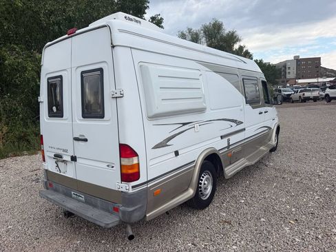 Used 2005 Dodge Sprinter 2500 w/ PWR Convenience Group RWD image 5