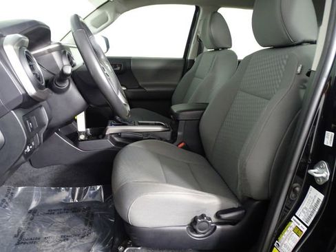 Used 2021 Toyota Tacoma SR5 image 8