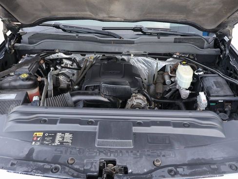 Used 2015 Chevrolet Silverado 2500 LTZ image 46