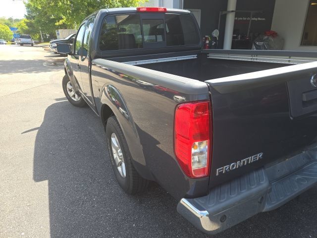 Used 2013 Nissan Frontier SV w/ SV Value Truck Pkg RWD image 3