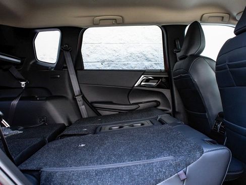 New 2025 Mitsubishi Outlander SE AWD/4WD image 40