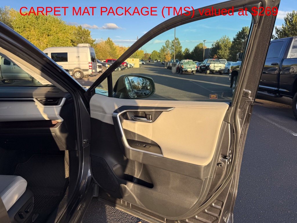 Used 2022 Toyota RAV4 Limited AWD/4WD image 13