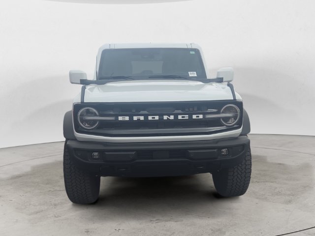 Used 2026 Ford Bronco Outer Banks w/ Sasquatch Package AWD/4WD image 2