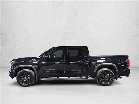 Used 2025 Toyota Tundra Limited image 8