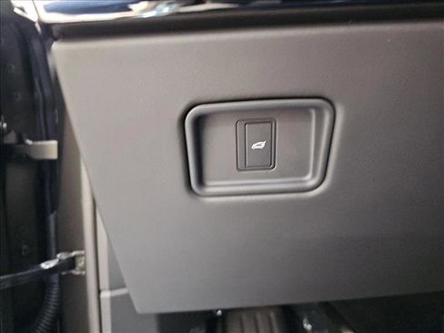 New 2025 Land Rover Range Rover Sport SV Edition Two image 26