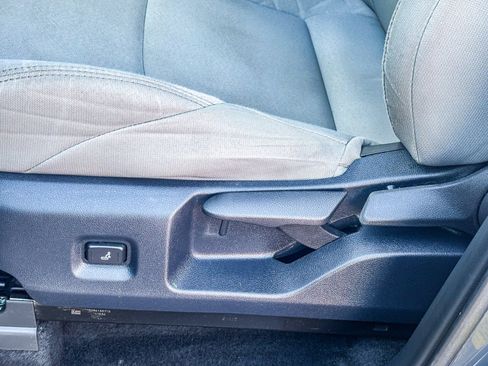 Certified 2025 Toyota Tacoma SR5 image 23