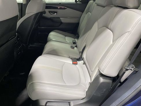 Used 2024 Honda Pilot EX-L image 10