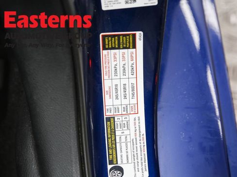 Used 2016 Nissan Maxima Platinum w/ Interior Lighting Package image 39