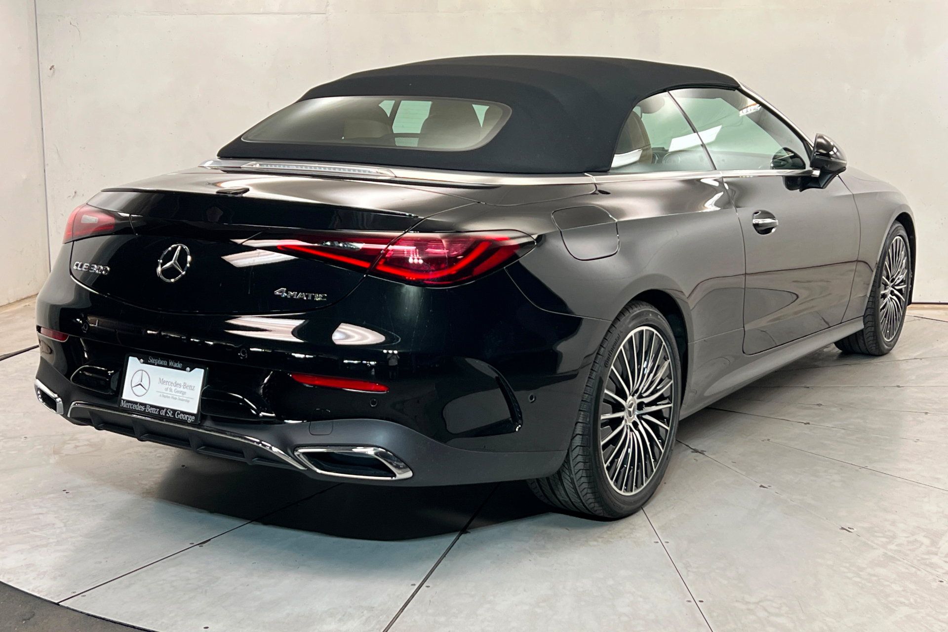 New 2027 Mercedes-Benz CLE 300 4MATIC Cabriolet image 5