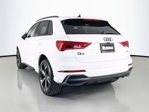 Used 2024 Audi Q3 2.0T Premium Plus w/ Premium Plus Package AWD/4WD image 5