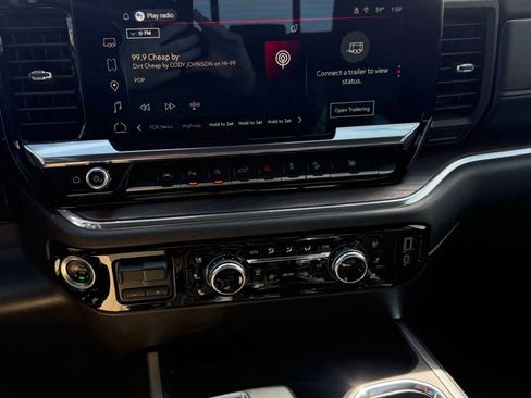 Used 2024 GMC Sierra 1500 SLT w/ SLT Premium Plus Package image 18