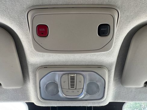 Used 2023 RAM ProMaster 3500 w/ Premium Appearance Group FWD image 28