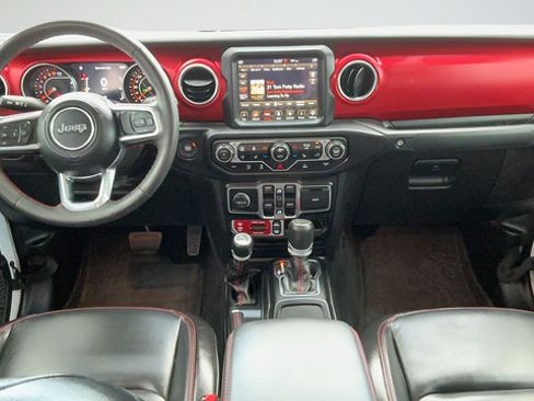 Used 2023 Jeep Gladiator Rubicon w/ LED Lighting Group AWD/4WD image 9