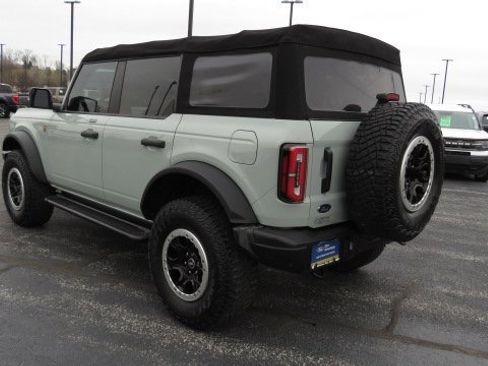 Certified 2022 Ford Bronco Badlands w/ Sasquatch Package image 5