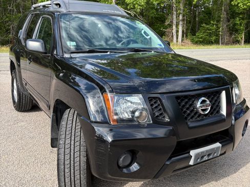 Used 2013 Nissan Xterra S w/ Value Package AWD/4WD image 8
