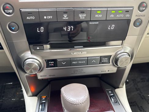 Used 2015 Lexus GX 460 Luxury AWD/4WD image 30