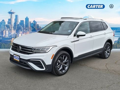 Used 2022 Volkswagen Tiguan SE AWD/4WD image 7