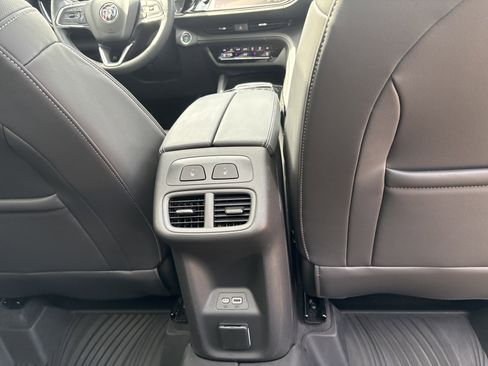 Used 2023 Buick Envision Avenir AWD/4WD image 18