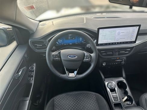 Used 2023 Ford Escape Active w/ Tech Pack #2 image 12