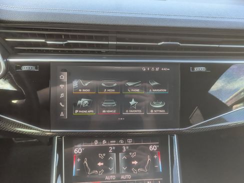 Used 2023 Audi SQ8 Premium Plus image 20