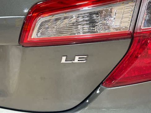 Used 2013 Toyota Camry LE FWD image 24