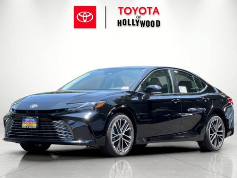 New 2026 Toyota Camry XLE AWD/4WD image 7
