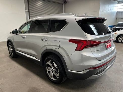 Used 2022 Hyundai Santa Fe SEL w/ Convenience + Premium Package FWD image 5