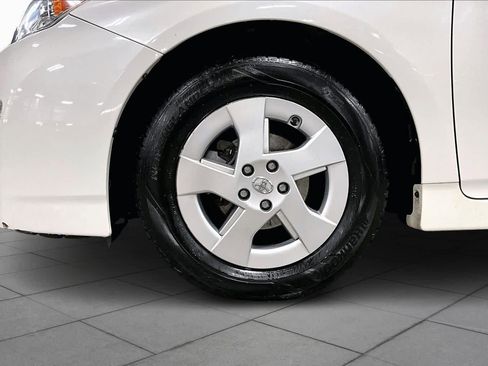 Used 2011 Toyota Prius Two image 10