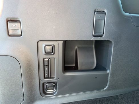 New 2025 Lincoln Navigator L Black Label image 14