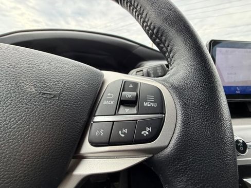 Used 2023 Ford Explorer XLT image 20