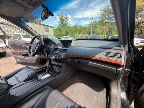 Used 2011 Honda Crosstour EX-L image 18