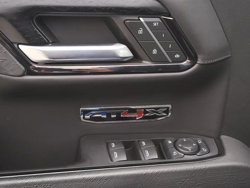 Used 2024 GMC Sierra 1500 AT4X AWD/4WD image 16