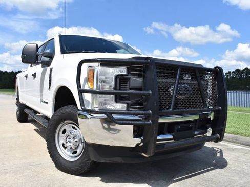 Used 2017 Ford F350 XL w/ Power Equipment Group AWD/4WD image 1