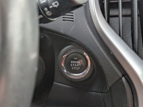 Used 2022 Subaru Ascent Touring image 21