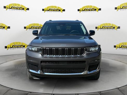 Used 2021 Jeep Grand Cherokee L Laredo w/ Luxury Tech Group I AWD/4WD image 8