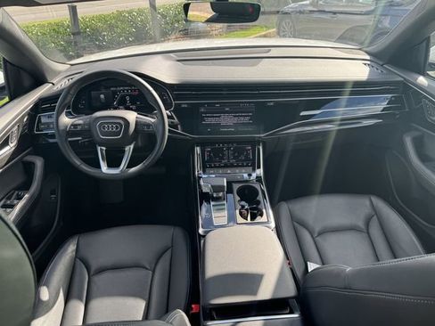 Used 2024 Audi Q8 Premium Plus image 13